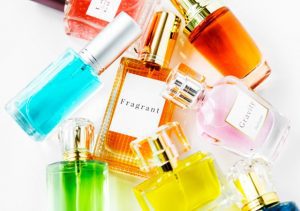 تشخیص بوی عطر از روی رنگ آن
